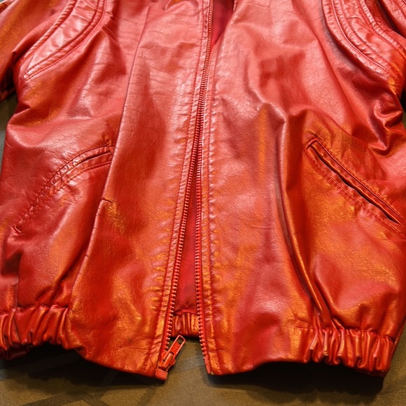 🚨Vintage 1980’s Red Leather Jacket🚨 - Picture 7 of 8